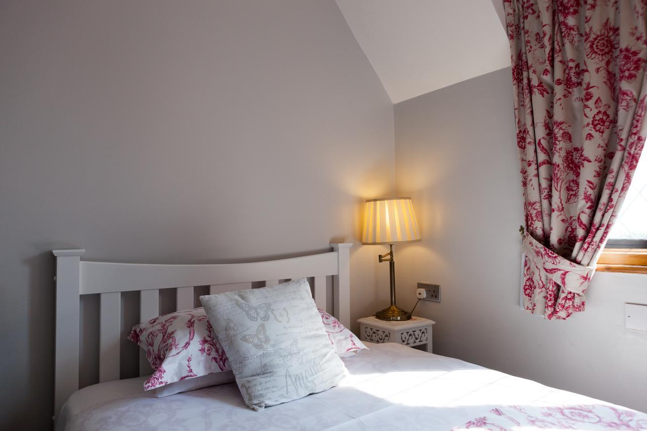 Fern Lodge Guesthouse Hythe  Exteriér fotografie